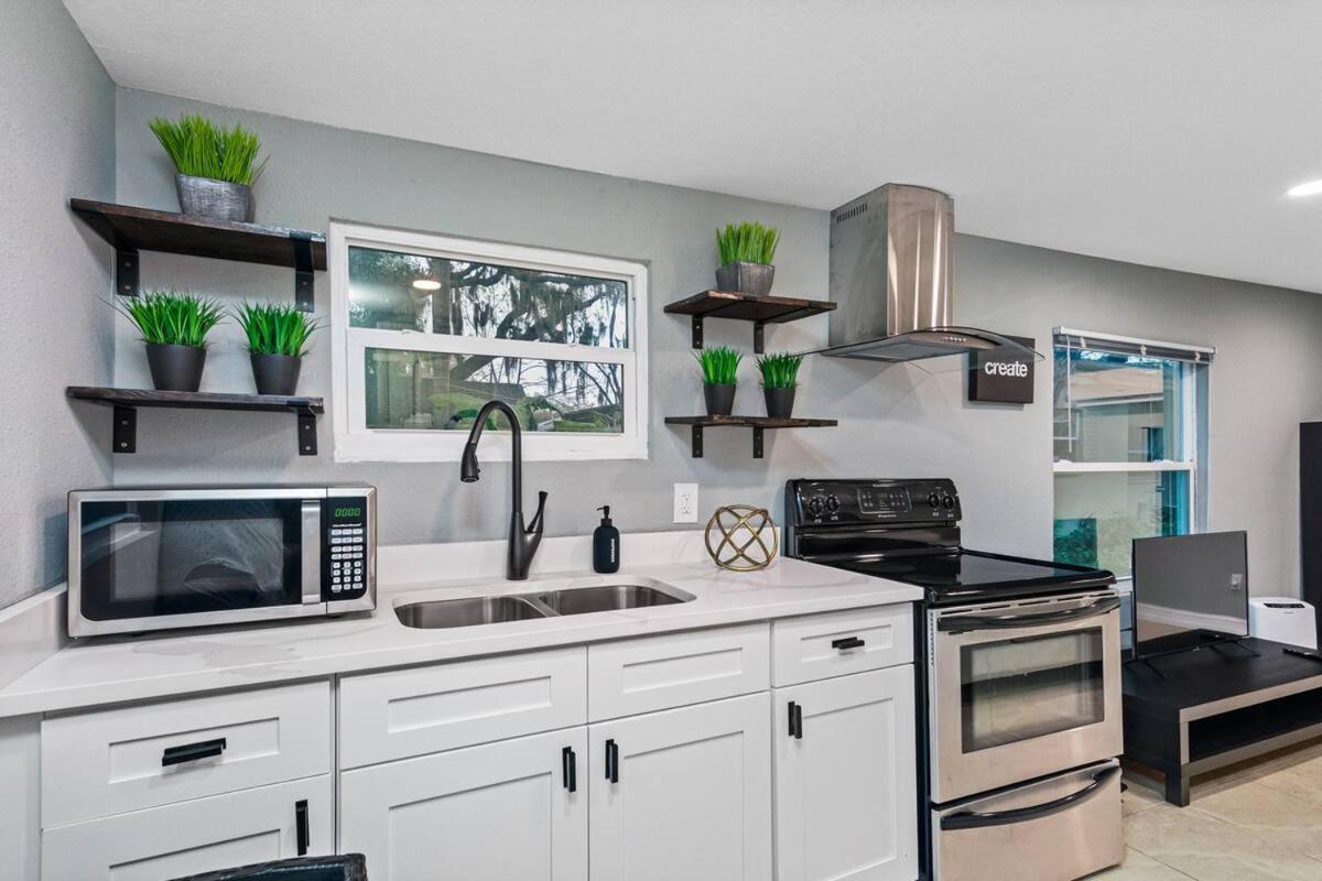 Modern House In Clearwater With Access To A Shared Swimming Pool Apartment Safety Harbor Exterior foto
